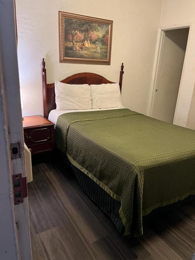 Economy Inn ปาโซโรเบิลส์ ภายนอก รูปภาพ